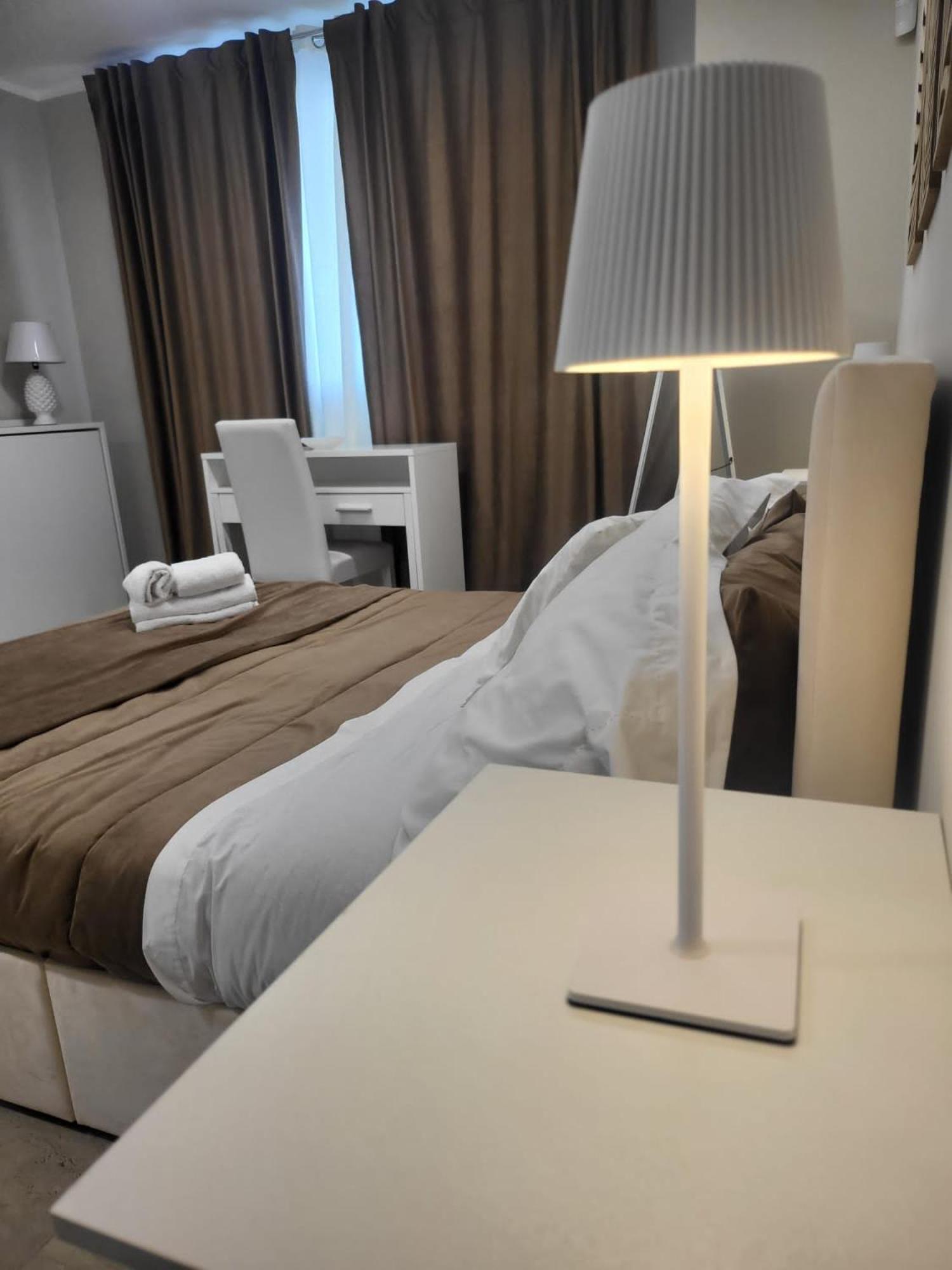 My Place B&B Carini Ngoại thất bức ảnh