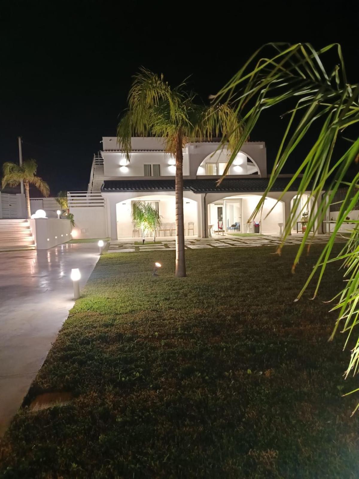 My Place B&B Carini Ngoại thất bức ảnh